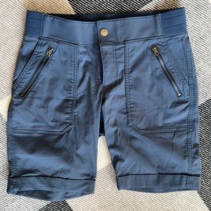 Athleta Shorts 8” inseam Size 4